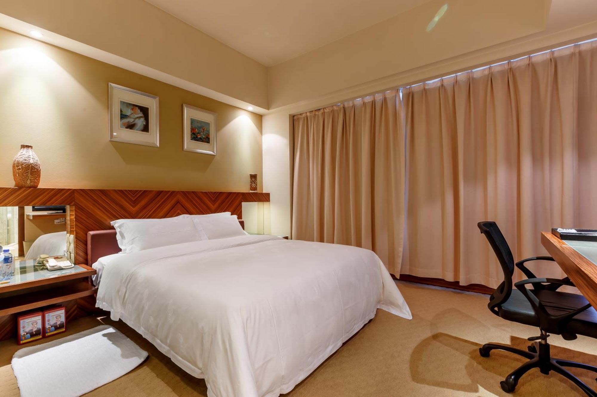 Parklane Hotel Changan Донгуан Екстериор снимка