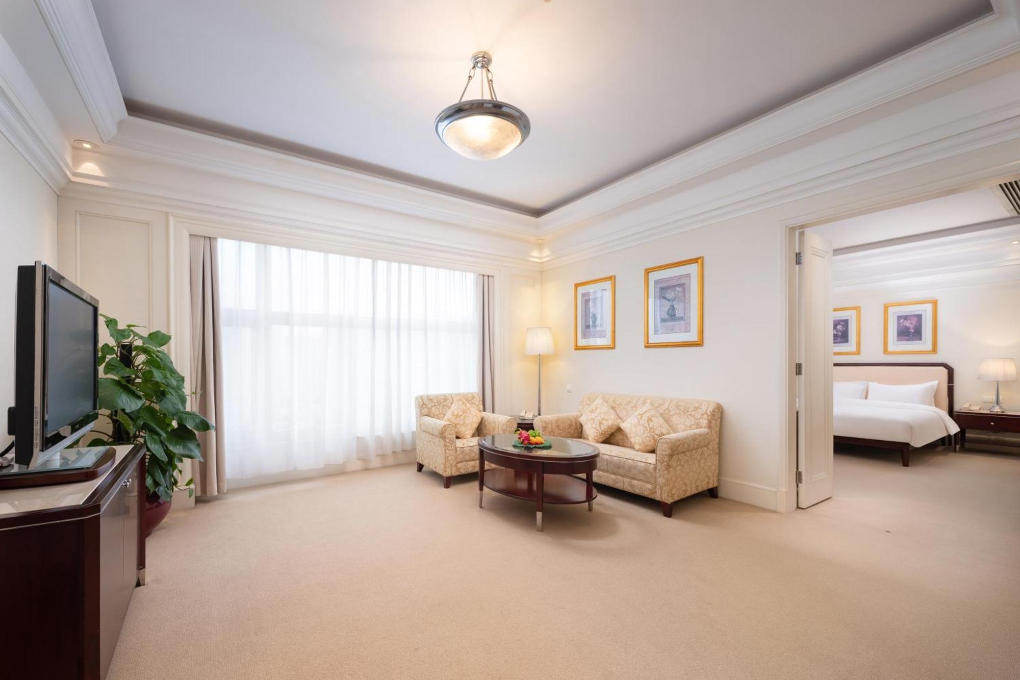 Parklane Hotel Changan Донгуан Екстериор снимка